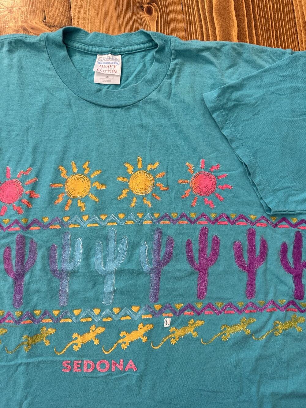 Vintage Sedona Arizona T-Shirt Southwest Cactus 90s Rainbow Turquoise Vtg Tee